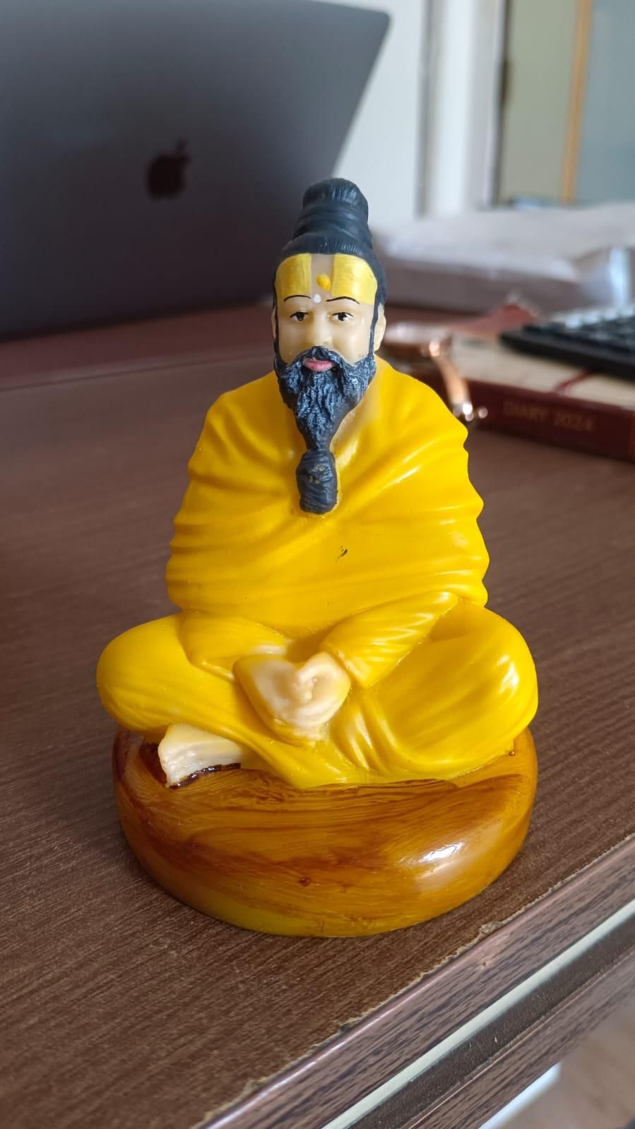 Premanand Ji Maharaj Idol – Divine Blessings for Your Home & Office