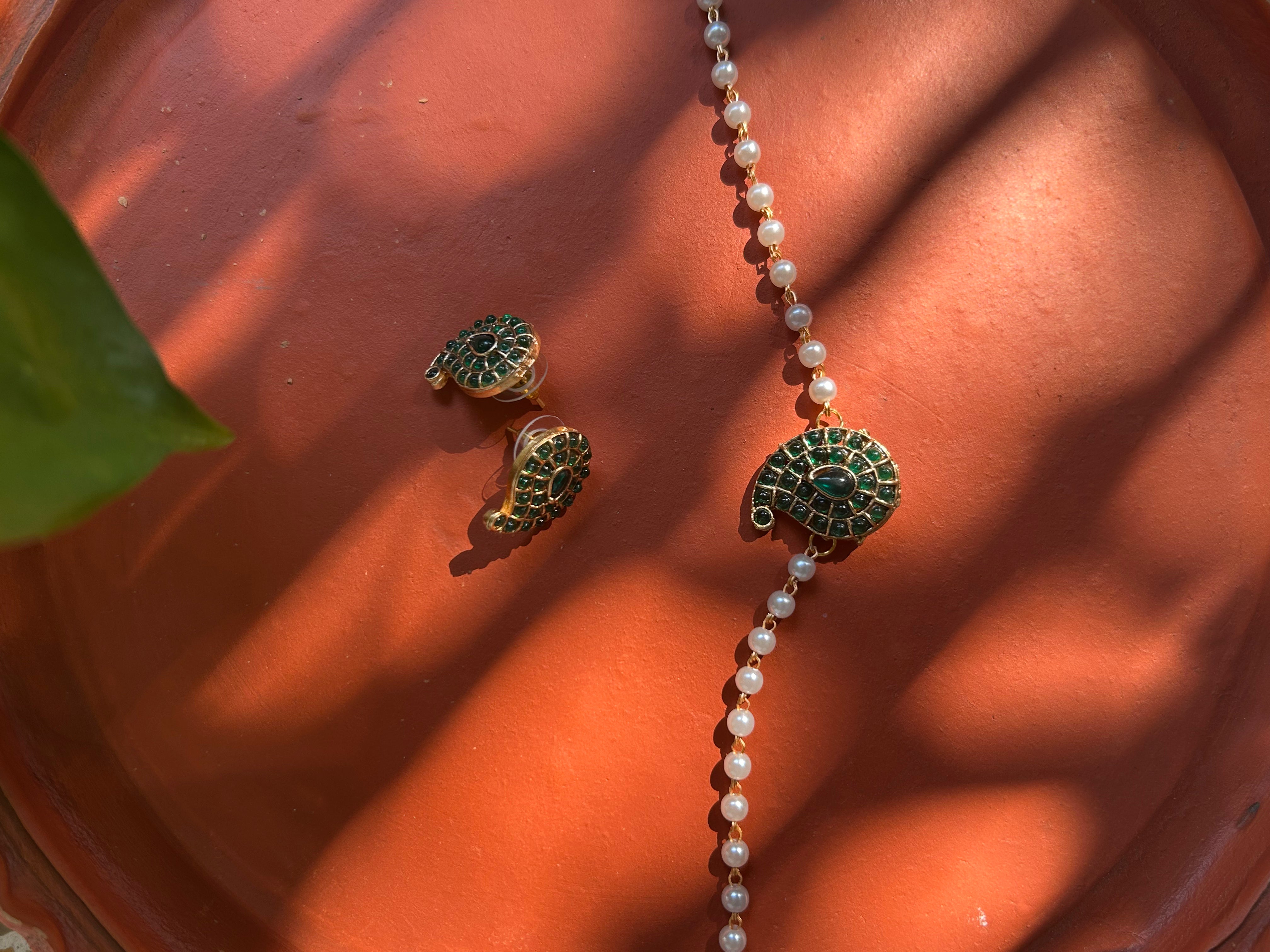 Kempu Choker Set